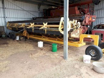 24 ft Bat Reel and Leith Trailer and 20 ft Finger Tyne Front
