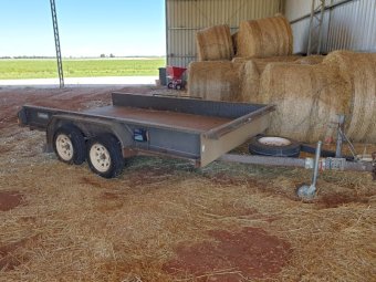 Tandem Trailer with Ramps