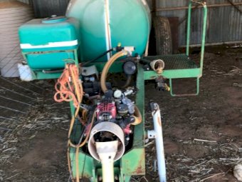Goldacres 4000L / 100ft Trailing Boom Spray