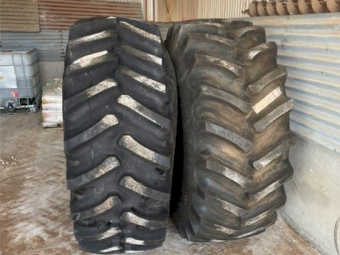 Firestone 24.5/32 tractor tyres