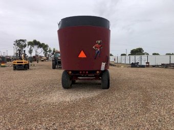 2018. Jaylor 5850 HD twin screw feed mixer