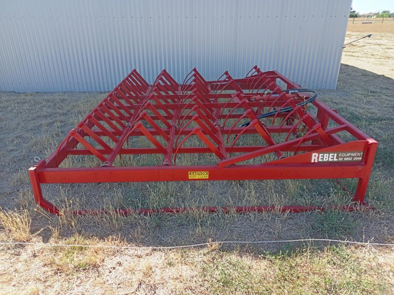 Rebel 15 Bale Grab