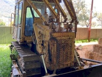 D4E Caterpillar Dozer