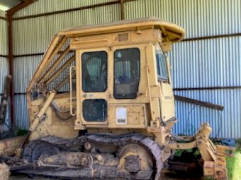 D4E Caterpillar Dozer