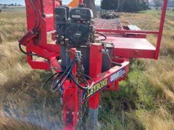 Under Auction - (A172) 2016 WMI Albybone Hay Feed Out Wagon 