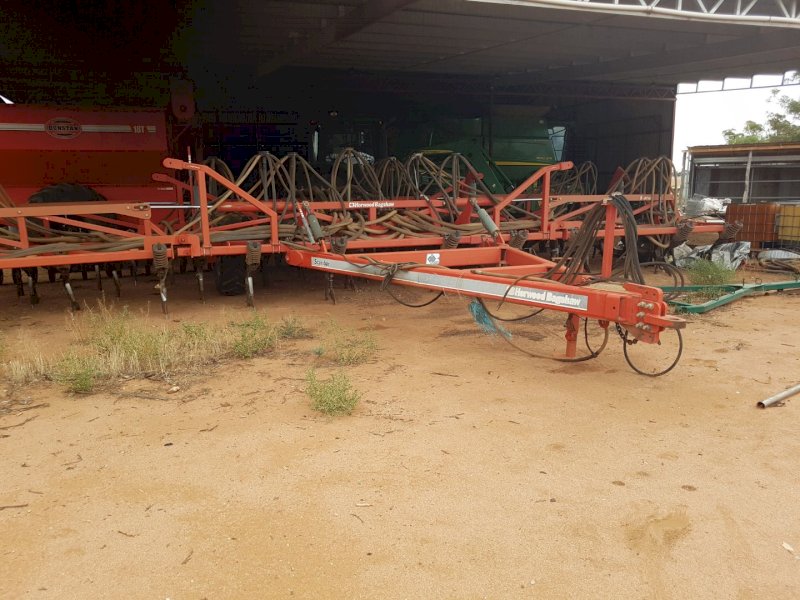 2004 Horwood Bagshaw 42ft Scaribar with 2014 Simplicity 9000L Seed Bin