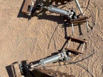 Pneumatic Residue Managers to suit NDF 550 row units,