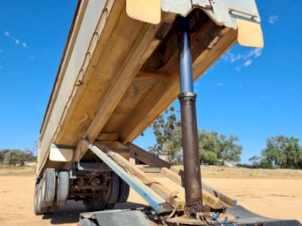 International C-300 S-Line Truck with 32ft Tri-Axle Tipper Trailer