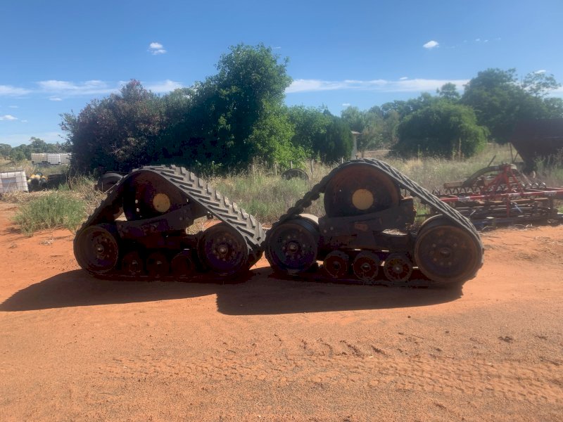 Case IH 8120-8250 Headers Tracks