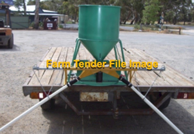 Vermeeren mice and snail bait Spreader