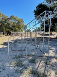 Show stand 5 tier 4.8 meters long