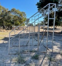 Show stand 5 tier 4.8 meters long