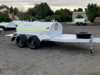 Red Dog 3000 L Contractor Series Fuel Trailer