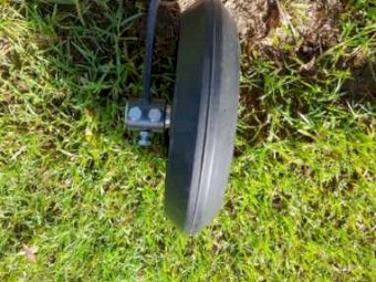 17 x Manutec Press Wheels