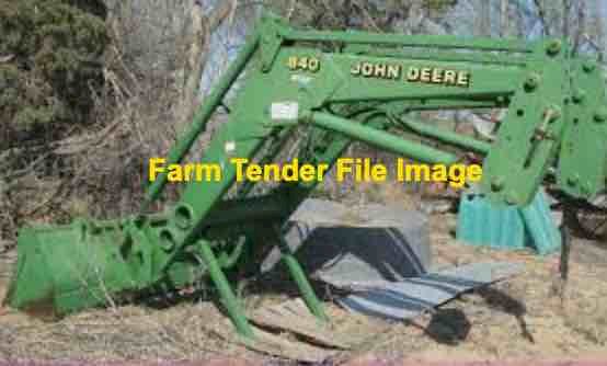 WANTED 840 Loader to Suit 8000 Series John Deere Tractor