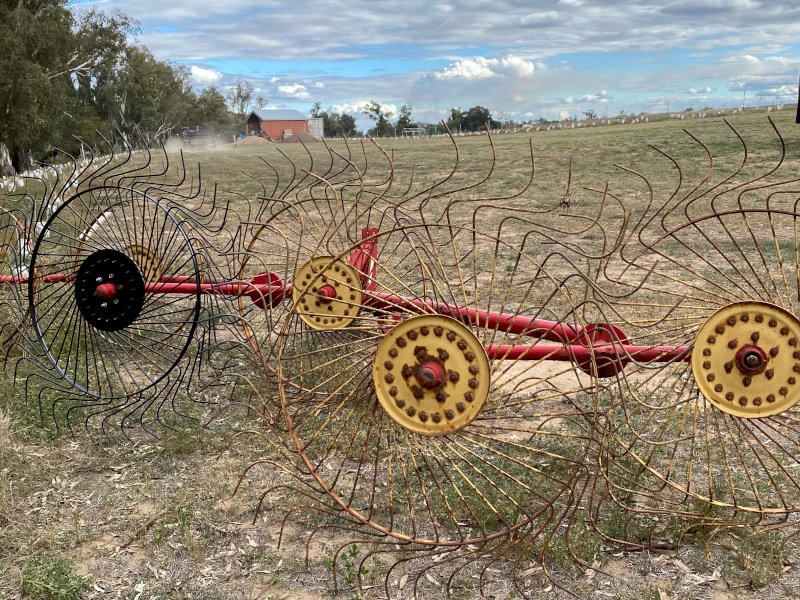 Massey Ferguson Hay Rake