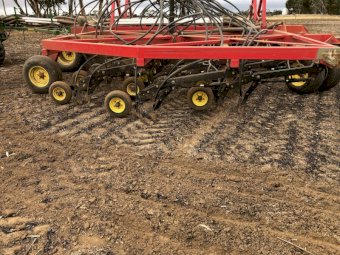 2019 Vaderstad Seed Hawk 915 Seeder