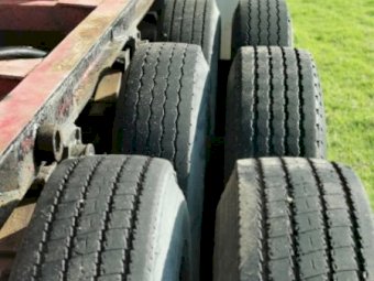 32' Steel Tri-Axle Tipper