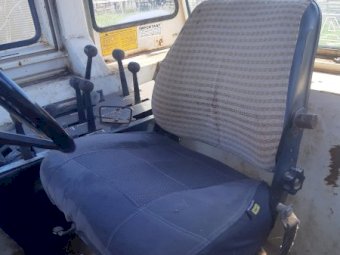 CASE 2090 Tractor