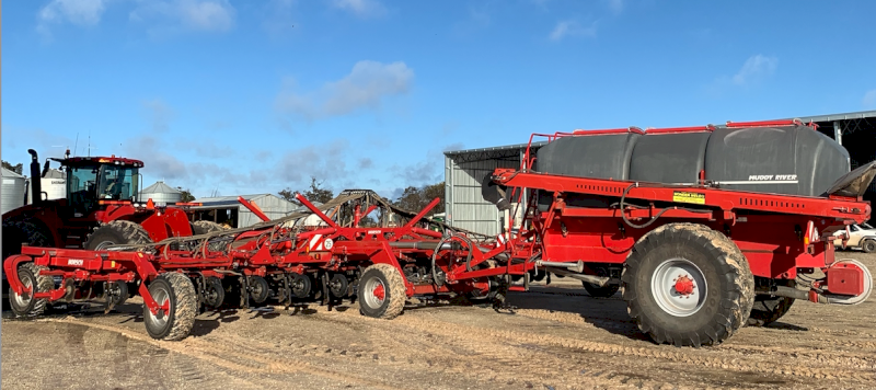 2019 Horsch Sprinter 12 NT and Horsch SW17003 Air Seeder