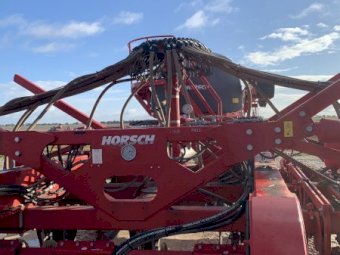 2019 Horsch Sprinter 12 NT and Horsch SW17003 Air Seeder