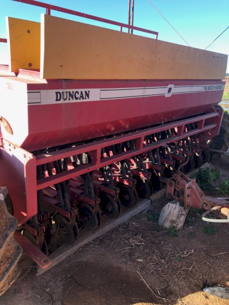 1999 Duncan 734 Multi Seeder