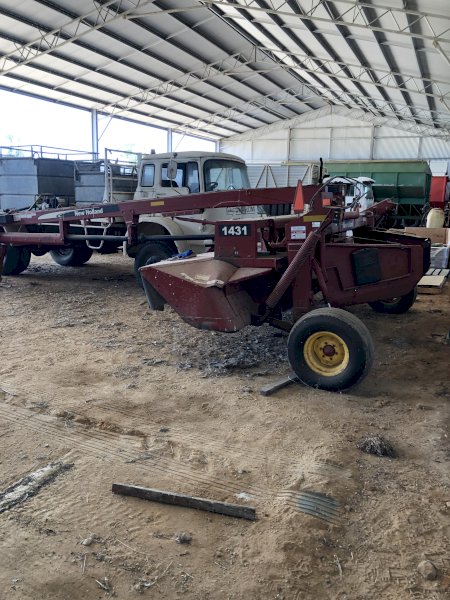 2010 New Holland 1431 Mower Conditioner