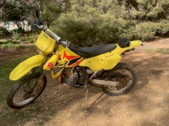 2001 Suzuki DR-Z400 Motorbike