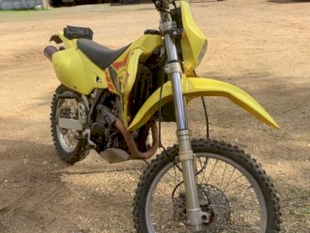 2001 Suzuki DR-Z400 Motorbike