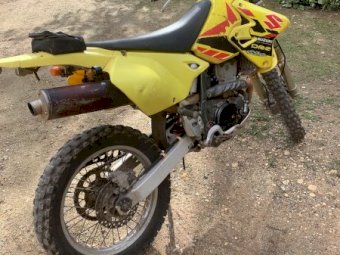 2001 Suzuki DR-Z400 Motorbike