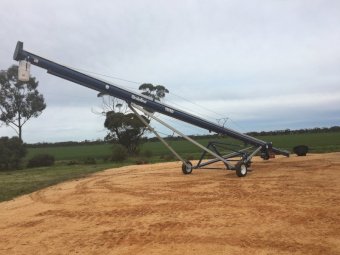 2020 Grainline 60ft x 10" Self Propelled Auger