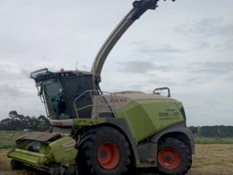 2018 CLAAS JAGUAR 950 Forage Harvester  With Grass Front.