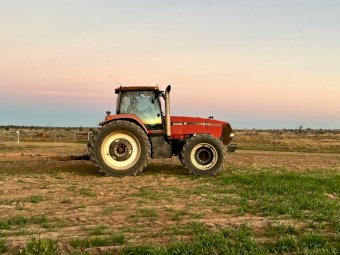 2004 Case IH MX285 Tractor