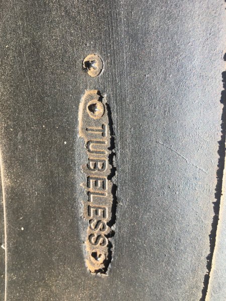 2 x Olympic Tubeless Tyres