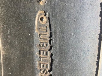 2 x Olympic Tubeless Tyres