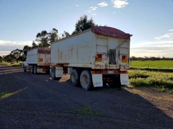 2002 SA Trans Tech Super Dog Tipper Trailer
