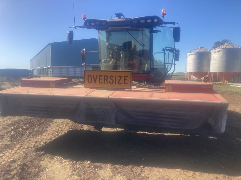 2020  Massey Ferguson Razor Bar Mower Front
