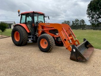 Kubota M135X Tractor with FEL