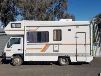 Mitsubishi Motor Home   PRICE TO SELL   (Offers Considered)