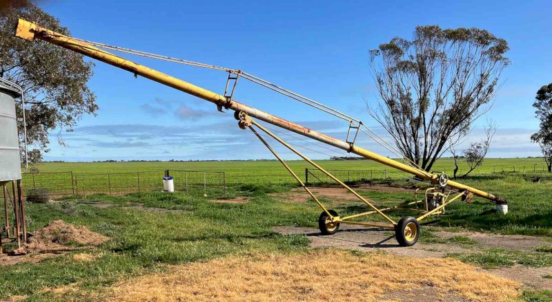 40' x 7" Auger
