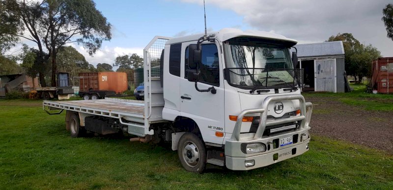 2014 UD MK11250 Tray Truck