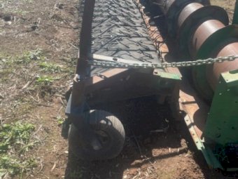 John Deere Canola Pickup Front