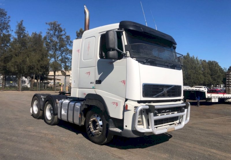 Under Auction - (A195) 2005 Volvo FH16 Prime Mover 