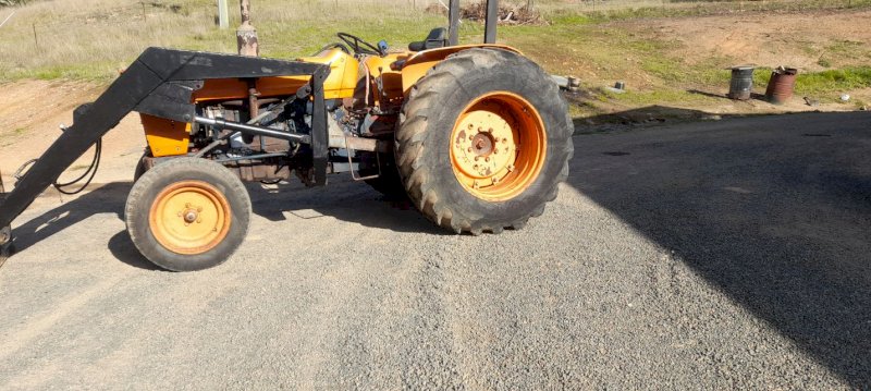 Fiat 750 tractor
