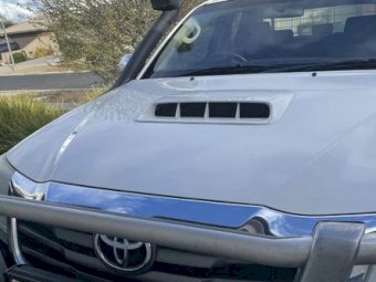 2015 Toyota SR5 Hilux 4X4 Dual Cab Ute