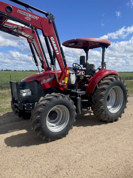 2015 Case Farmall JX 95 C Tractor with  FEL and four in one bucket