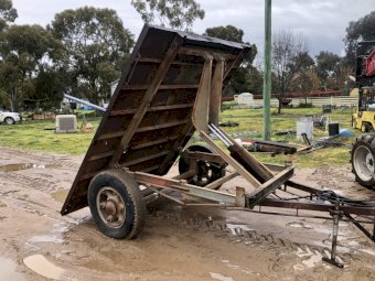 Farm Tipping Trailer