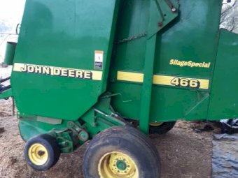 2000 John Deere 466 Round Baler silage special