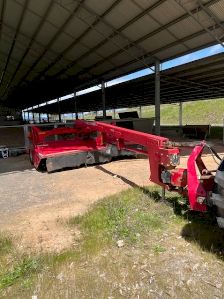 Under Auction - (A201) 2014 Massey Ferguson 1372 Mower Conditioner 