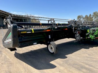2008 Macdon D60 Draper front 40 ft